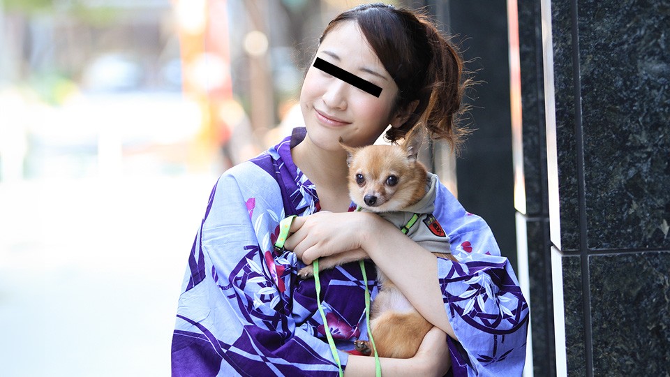 10musume-082423_01-F-犬の散歩中に犬好きな浴衣美人をナンパゲット！ ~ 佐々木レイ